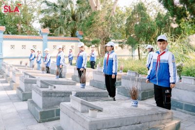 TRƯỜNG TIỂU HỌC KHÁNH NHẠC A THÀNH KÍNH TRI ÂN CÁC ANH HÙNG LIỆT SỸ